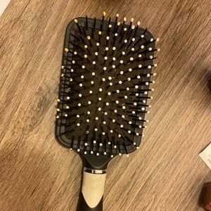 Personalized brush